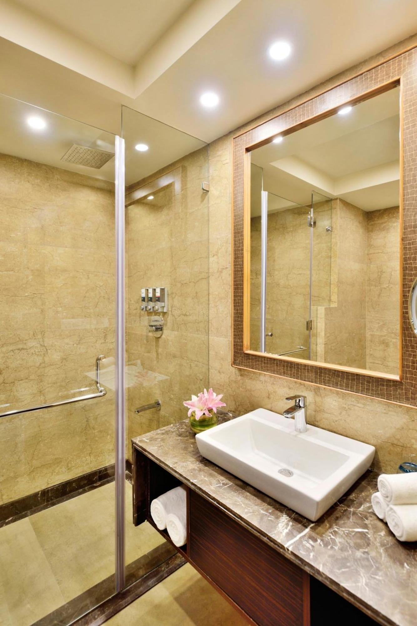Four Points By Sheraton Srinagar Εξωτερικό φωτογραφία