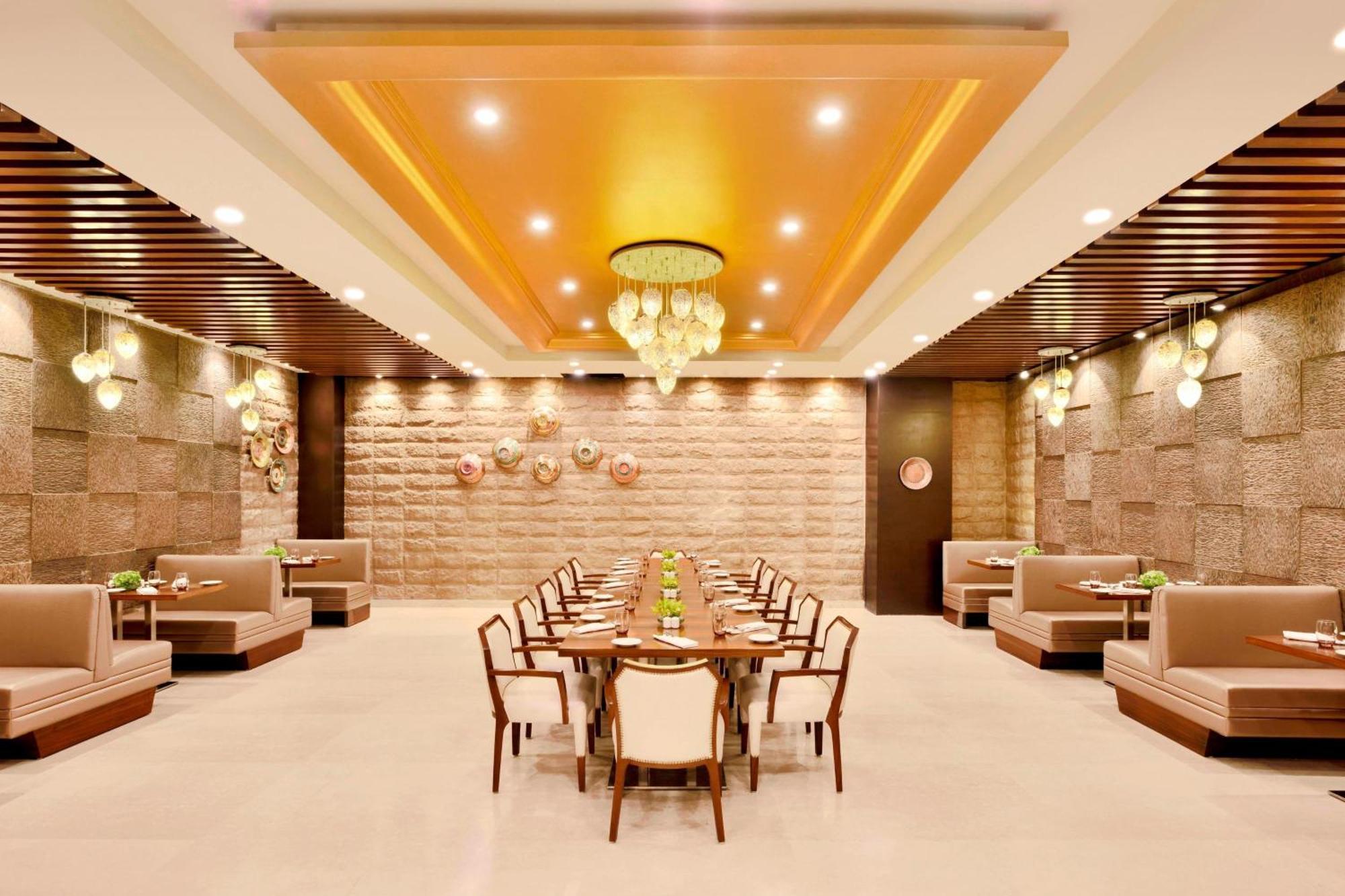 Four Points By Sheraton Srinagar Εξωτερικό φωτογραφία